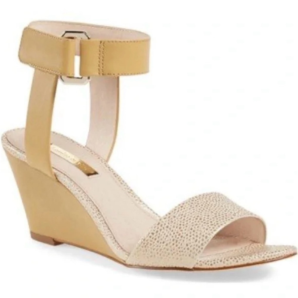 Louise et Cie Gold Tan Clear Ankle Strap Wedge Sandals Size 10M 40